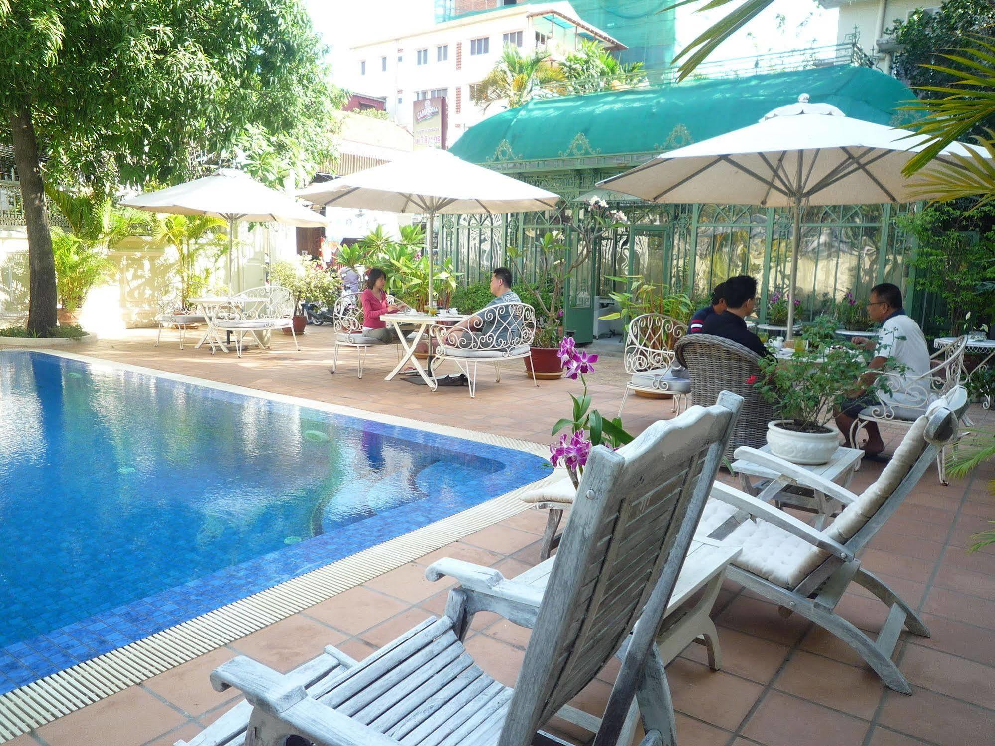 Villa Paradiso Phnom-Penh Buitenkant foto