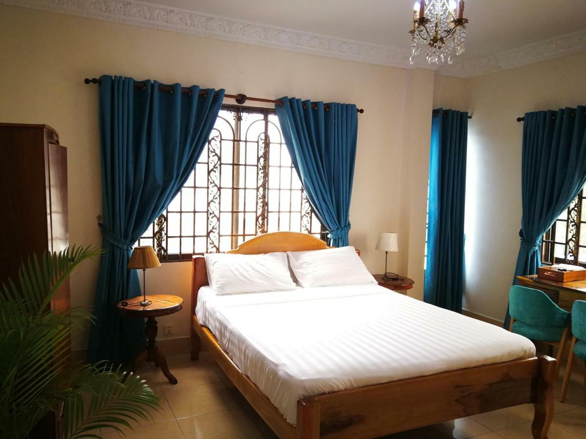 Villa Paradiso Phnom-Penh Buitenkant foto