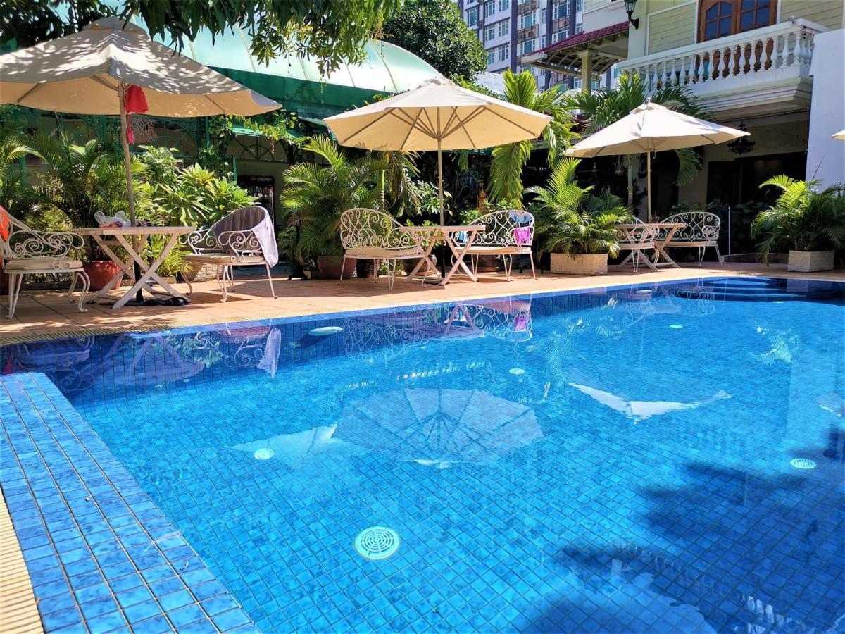 Villa Paradiso Phnom-Penh Buitenkant foto